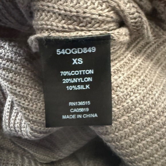 NWOT OGD ONE GREY DAY Silk, Cotton, Nylon Sweater Taupe Cropped XS - Picture 2 of 6